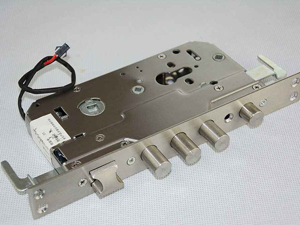 东洲24小时上门开锁公司