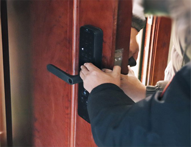 东洲24小时上门开锁公司